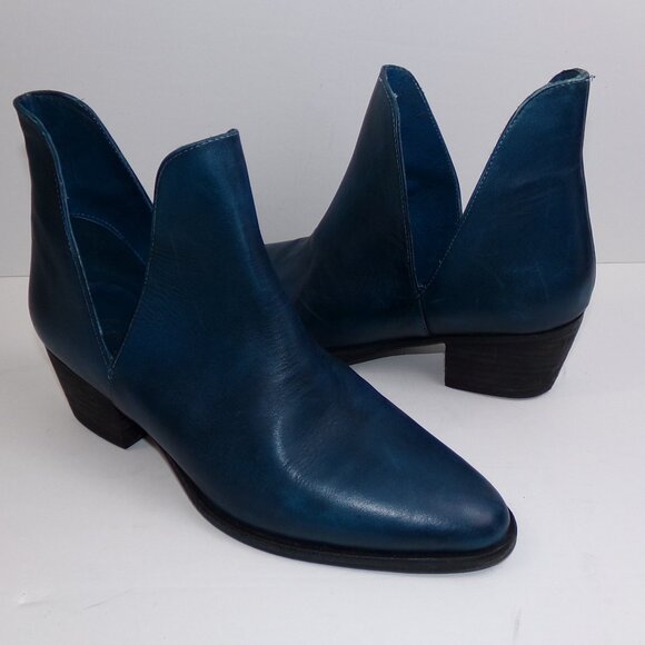 Free People Women's Charm Double V Ankle Boots Ink Blue Leather  Sz 38 - Picture 10 of 12